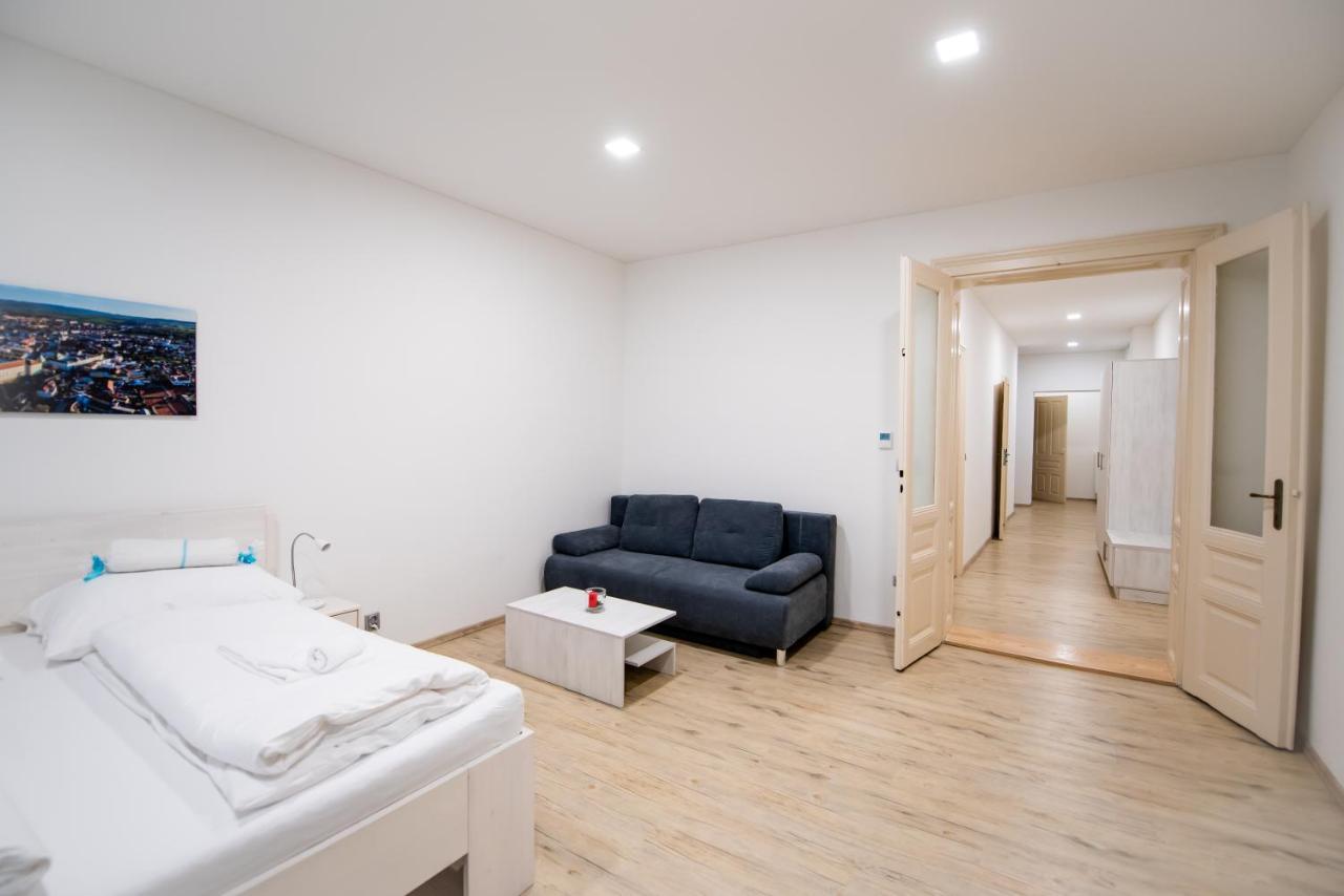 Apartmany Velke Namesti Kroměříž Kültér fotó